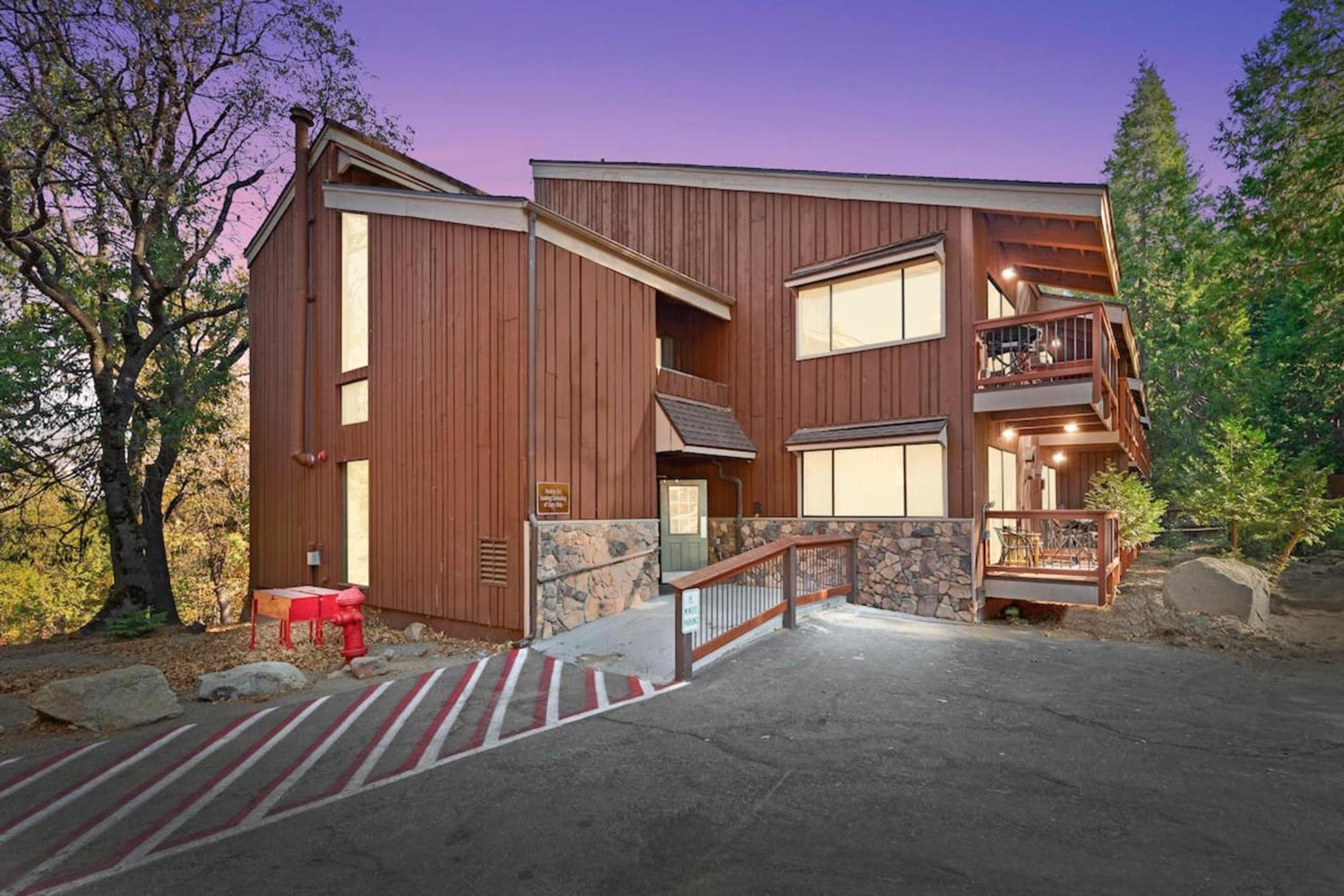 Yosemite West Condos Yosemite West