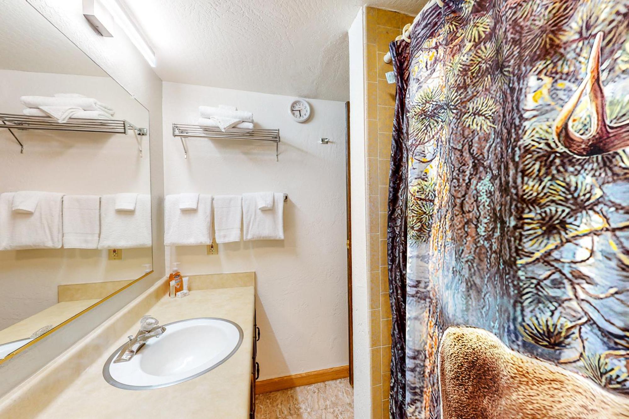 Yosemite West Condos Holiday home *