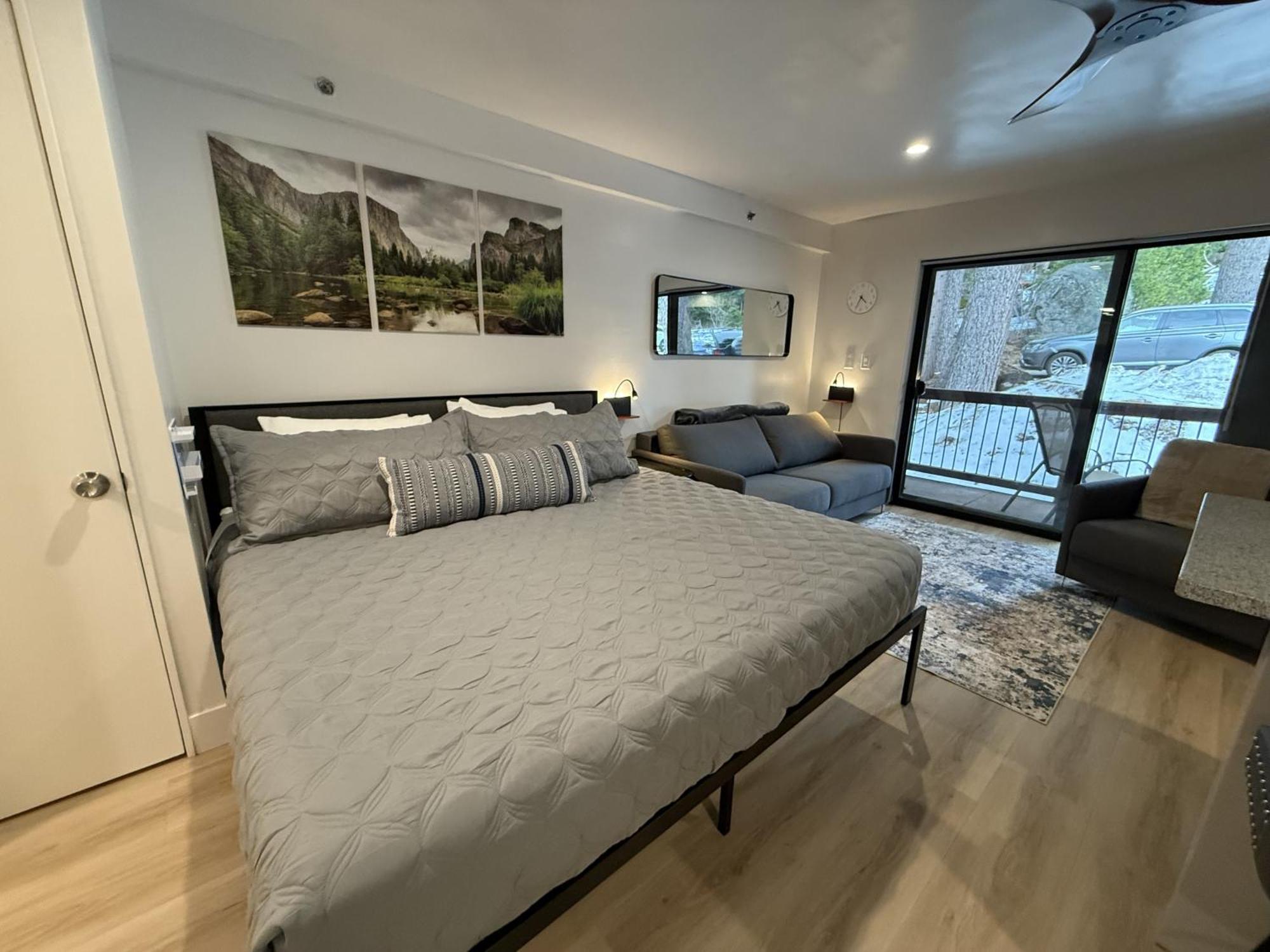 Yosemite West Condos * Yosemite West